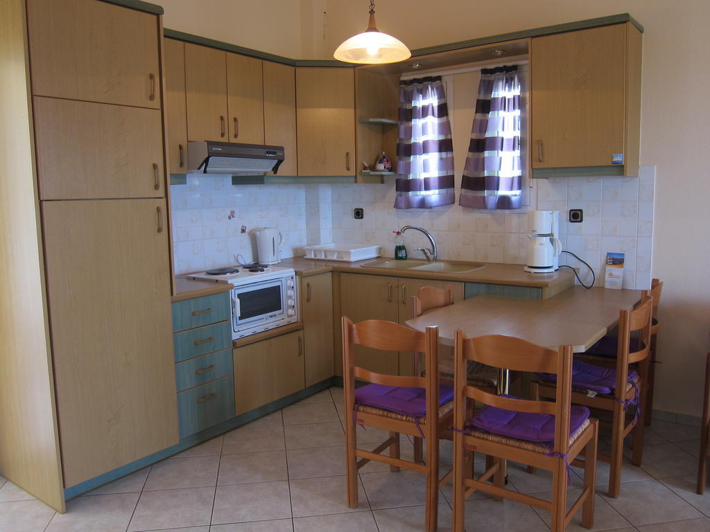 Stelios Apartments Истро Номер фото