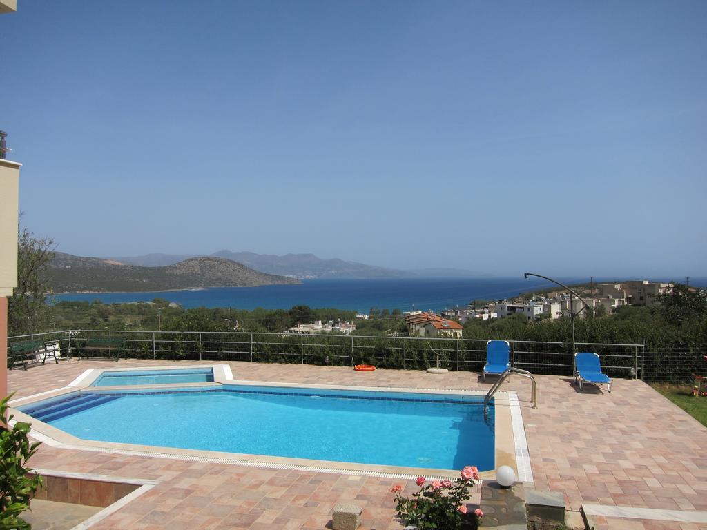 Stelios Apartments Истро Экстерьер фото