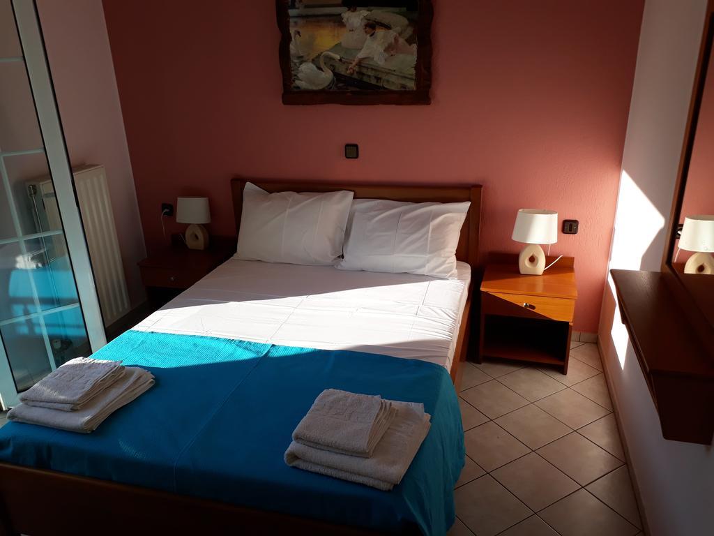 Stelios Apartments Истро Экстерьер фото