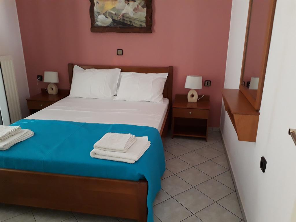 Stelios Apartments Истро Экстерьер фото